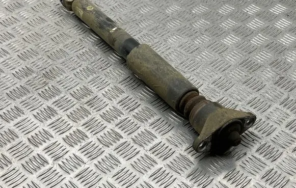 Hyundai i30 Rear shock absorber/damper 