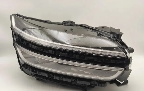 Genesis GV70 Headlight/headlamp 92102AR000 92102AR200