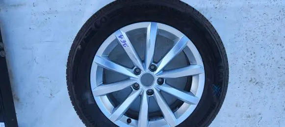 Volkswagen Tiguan R17 alloy rim 2K7601025C