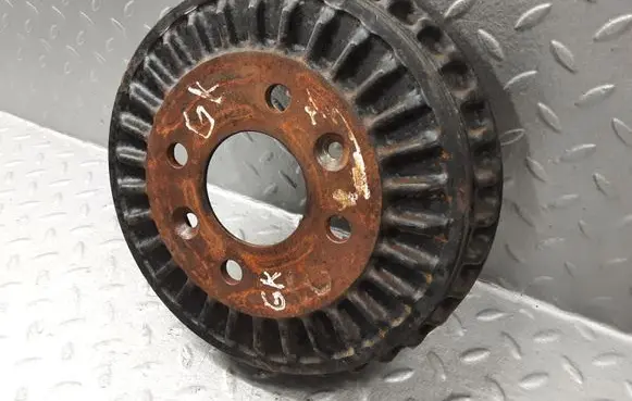 Dacia Sandero III Drum brake (rear) 432009514R 432064199R