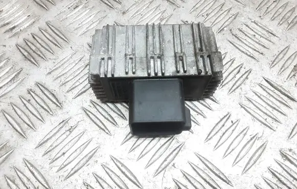 Opel Zafira A Glow plug pre-heat relay 09132691