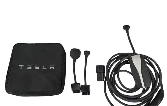 Tesla Model S Electric car charging cable 109934510C A2221749210640 12A125V