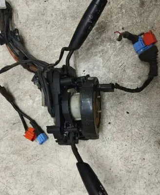 Mazda 323 F Wiper turn signal indicator stalk/switch