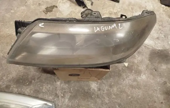 Renault Laguna II Headlight/headlamp 89007577 8200168323