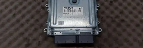 Volvo V70 Engine control unit/module 31272462AA 0281012765