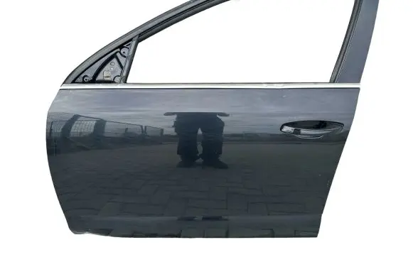 Skoda Octavia Mk3 (5E) Front door