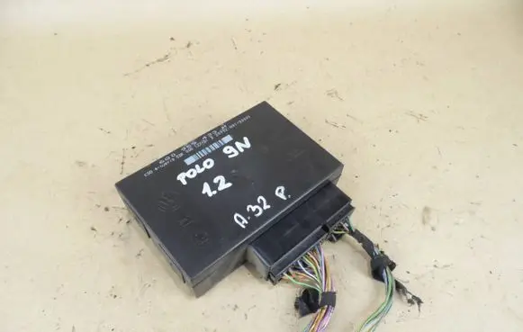 Volkswagen Polo IV 9N3 Comfort/convenience module 6Q0959433H 5DK00812701