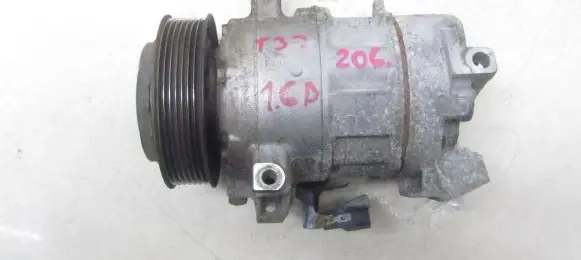Nissan X-Trail T32 Air conditioning (A/C) compressor (pump) 926004CA3A