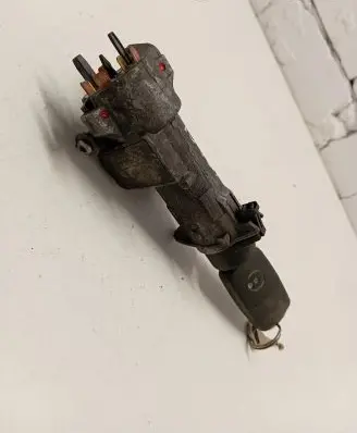 Volkswagen Transporter - Caravelle T5 Ignition lock 4B0905851C