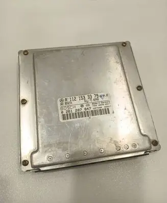 Mercedes-Benz ML W163 Engine control unit/module A1121533379 26RT5480 0261207847
