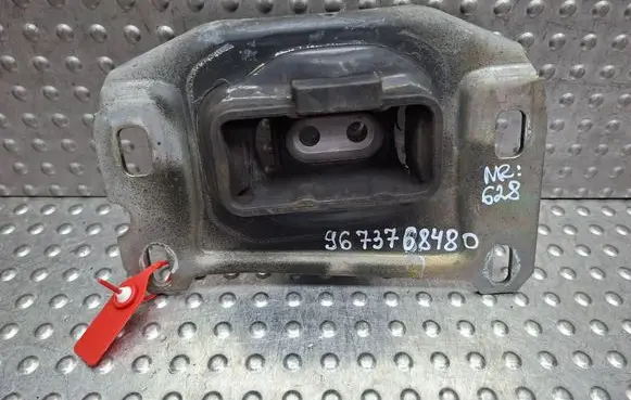Citroen C4 II Picasso Gearbox mounting bracket S26301628 9673768480