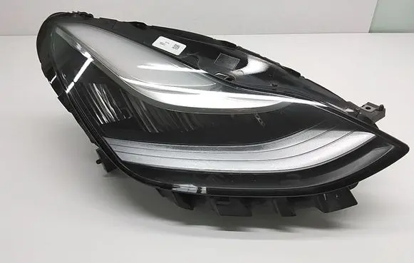 Tesla Model 3 Headlight/headlamp 107737600C