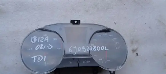 Seat Ibiza IV (6J,6P) Speedometer (instrument cluster) 6J0920800L