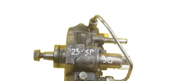 Opel Astra J Fuel injection high pressure pump 55570040 B16DTLPOMPA