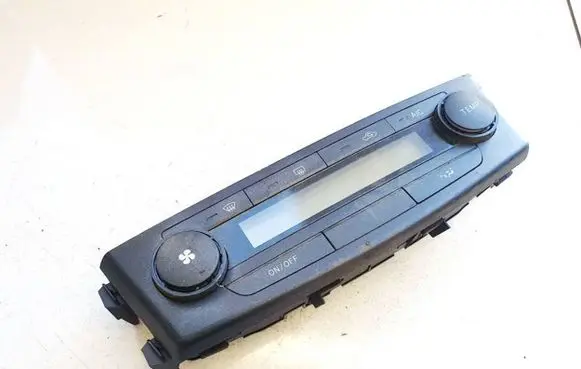 Toyota Avensis T270 Climate control unit 5590005310 55900-05310