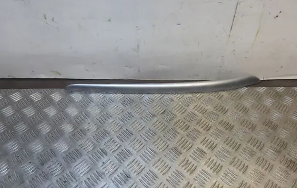 Mercedes-Benz GL X164 Rear door glass trim molding A1647302322