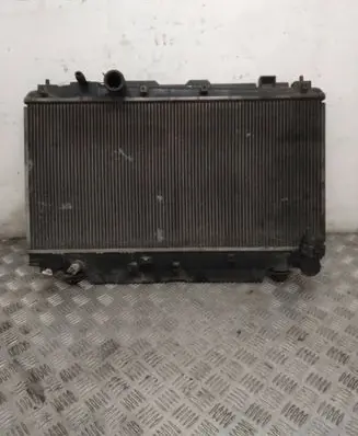 Toyota RAV 4 (XA20) Coolant radiator 