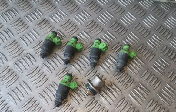 Audi A6 S6 C5 4B Fuel injectors set 078133551BB 0280160575 078133534C