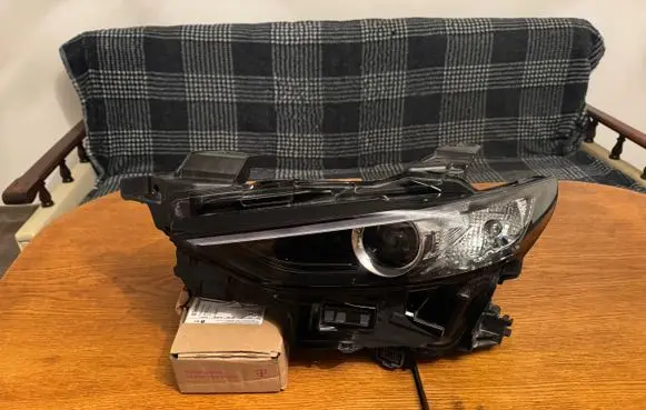Mazda 3 Headlight/headlamp BCJH51040