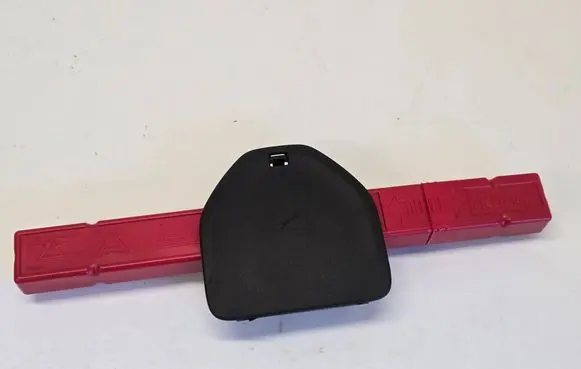 BMW 5 G60 G61 Emergency warning sign 5A37B80 6770487