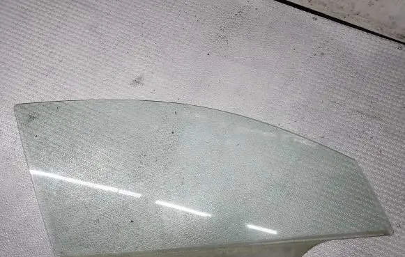 Mazda 3 I Front door window glass four-door