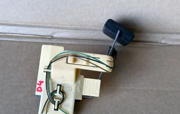 Audi A8 S8 D4 4H Fuel level sensor 4H0919673D