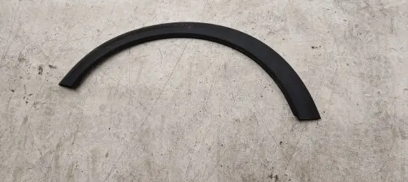 Volvo C30 Fender trim (molding) 30744045