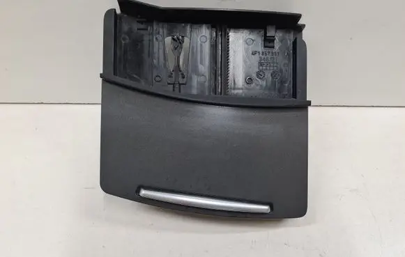Car ashtray