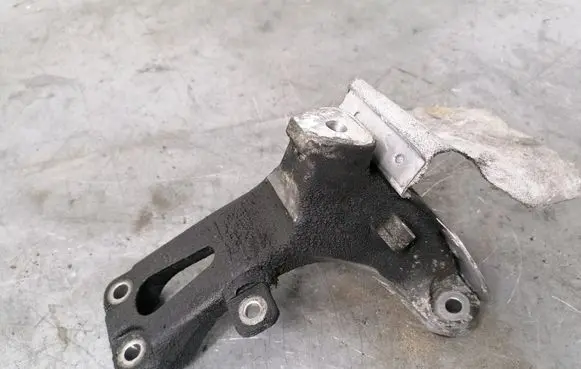 Audi A5 8T 8F Engine mounting bracket 8K0199388AS