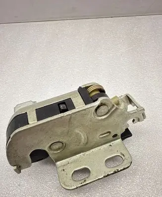 Volkswagen Crafter Rear door lock A9067401135 A070016 ZGS002