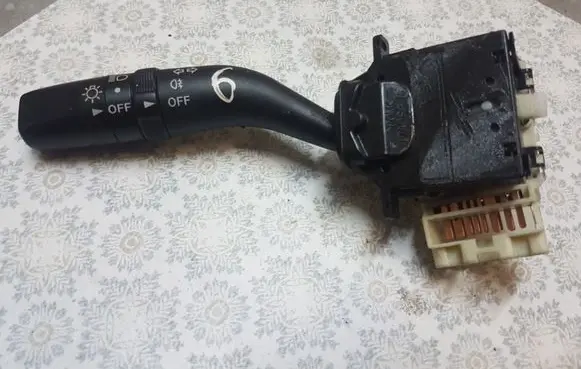 Mazda 6 Indicator stalk 17A089
