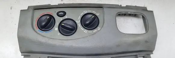 Renault Trafic II (X83) Climate control unit
