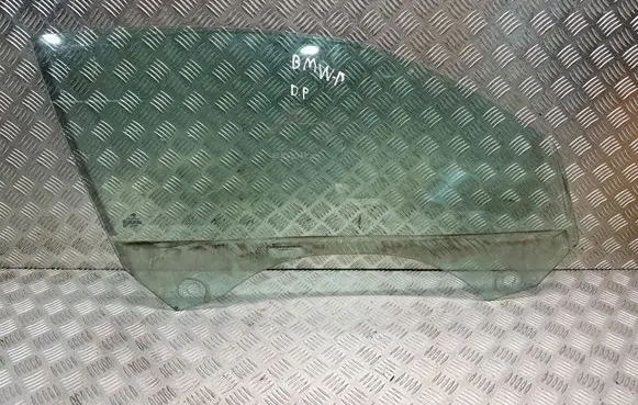 BMW 1 E82 E88 Front door window/glass (coupe) 7165586