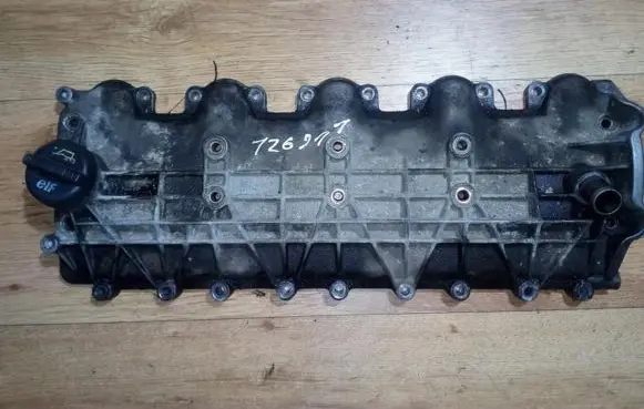 Renault Laguna I Rocker cam cover 7700874076
