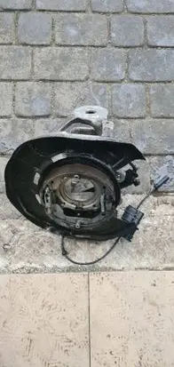 BMW X5 F15 Rear wheel hub 6877217