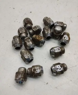Nuts/bolts