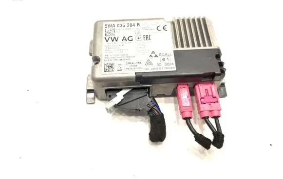 Volkswagen Touran III Other control units/modules 5WA035284B