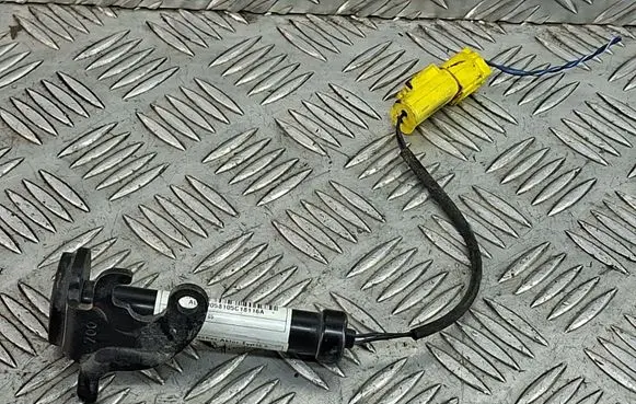 BMW X2 F39 Bonnet Pedestrian Airbag Actuator 7300581