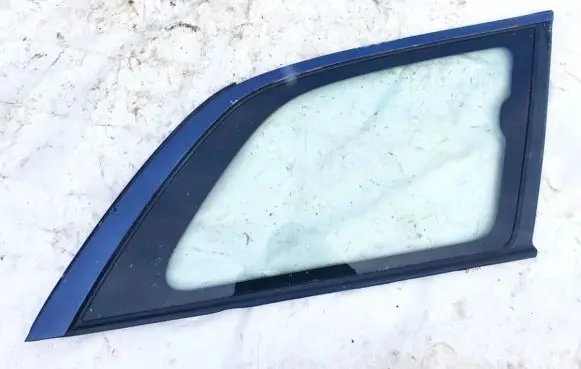 Mazda 626 Rear side window