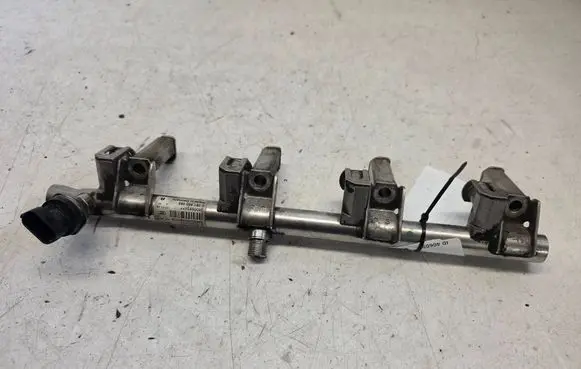 Volvo S60 Fuel main line pipe BM5G9H487CA