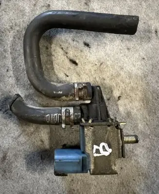 Nissan Primera Vacuum valve FDBD100 0W2527