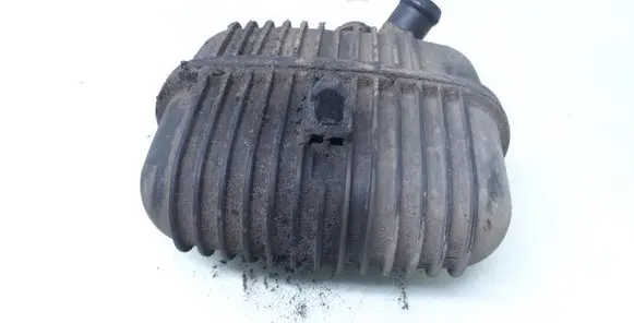 Audi A4 S4 B6 8E 8H Vacuum air tank 8E0129955