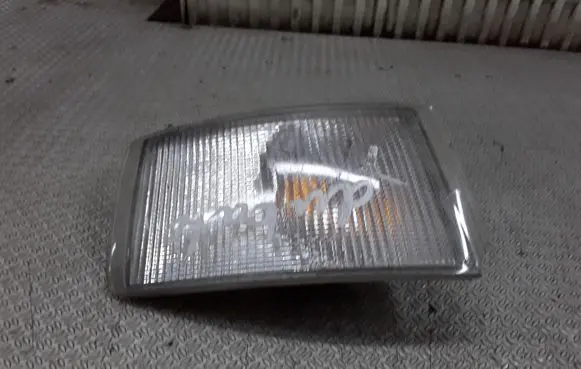 Front indicator light
