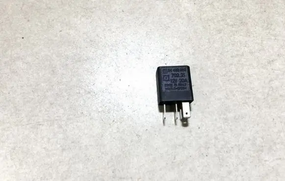 Opel Zafira A Other relay 24432880