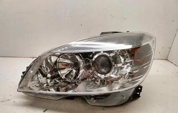 Mercedes-Benz C W204 Headlight/headlamp