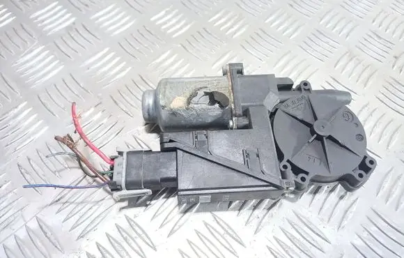 Opel Combo C Front door window regulator motor 13173070 400639F