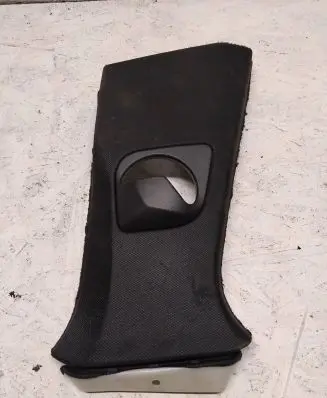 BMW X4 G02 (B) pillar trim (top) A082063