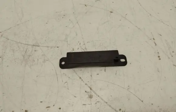 Mercedes-Benz E W213 Keyless system antenna A2059053005
