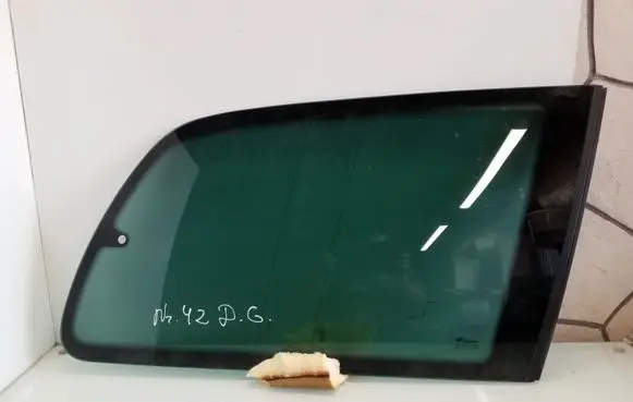 Volkswagen Sharan Rear side window 43R000002