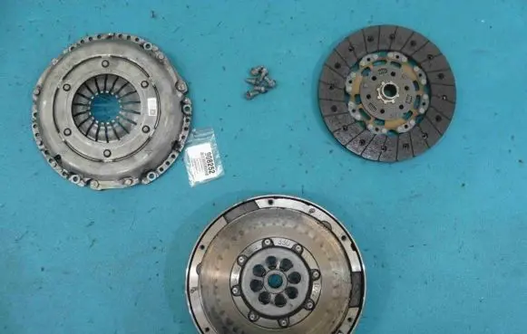 Opel Astra K Dual mass flywheel 55570175 IMPRK908252